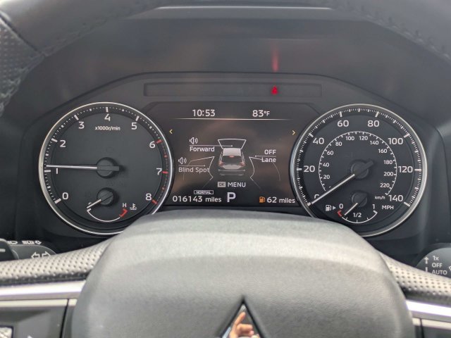 Used 2025  Mitsubishi SE image 33