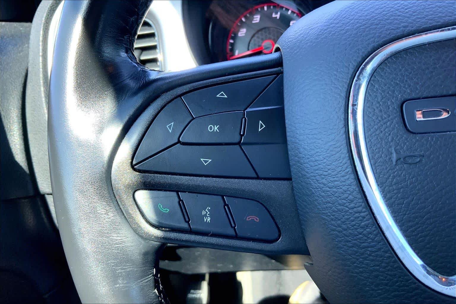 Used 2022 Granite Pearlcoat Dodge SXT image 23