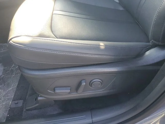 New 2025 Everlasting Silver Kia S image 9