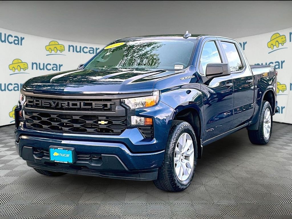 Used 2023 Blue Chevrolet Custom image 3