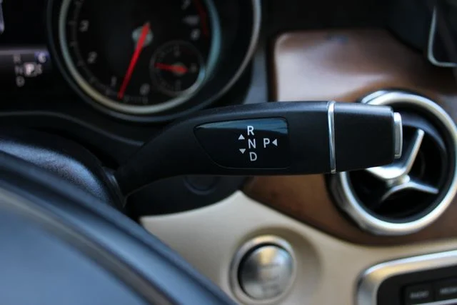 Used 2020  Mercedes-Benz GLA 250 image 9