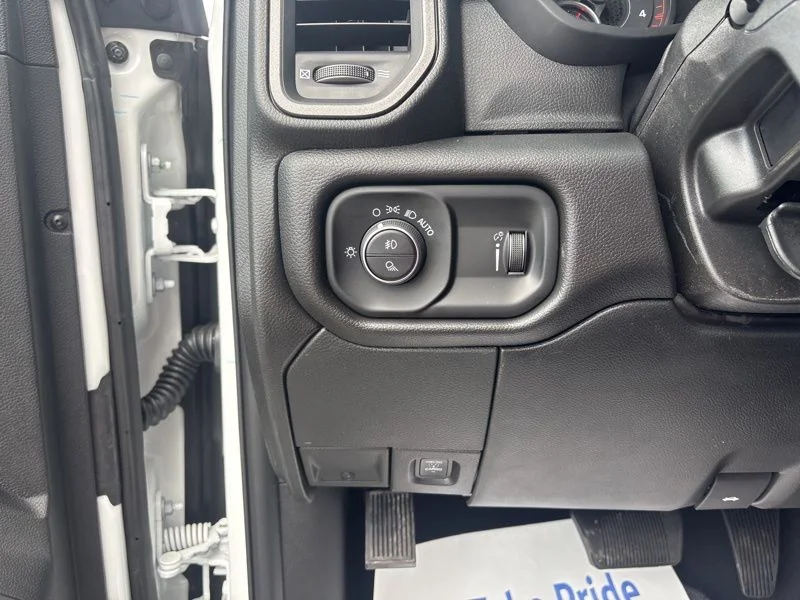 2025 RAM 2500 Tradesman - Photo 17