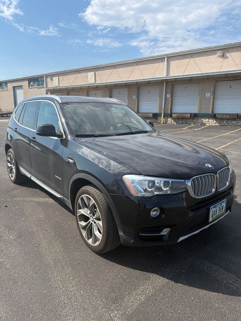 Used 2015 Black Sapphire Metallic BMW xDrive28i image 4