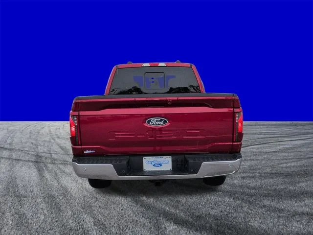 New 2026 Ruby Red Metallic Tinted Clearcoat Ford XLT image 5