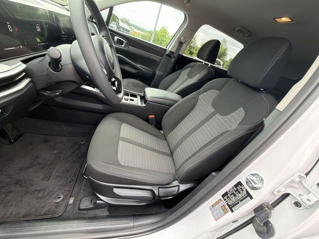 Used 2024 White Kia LX image 15
