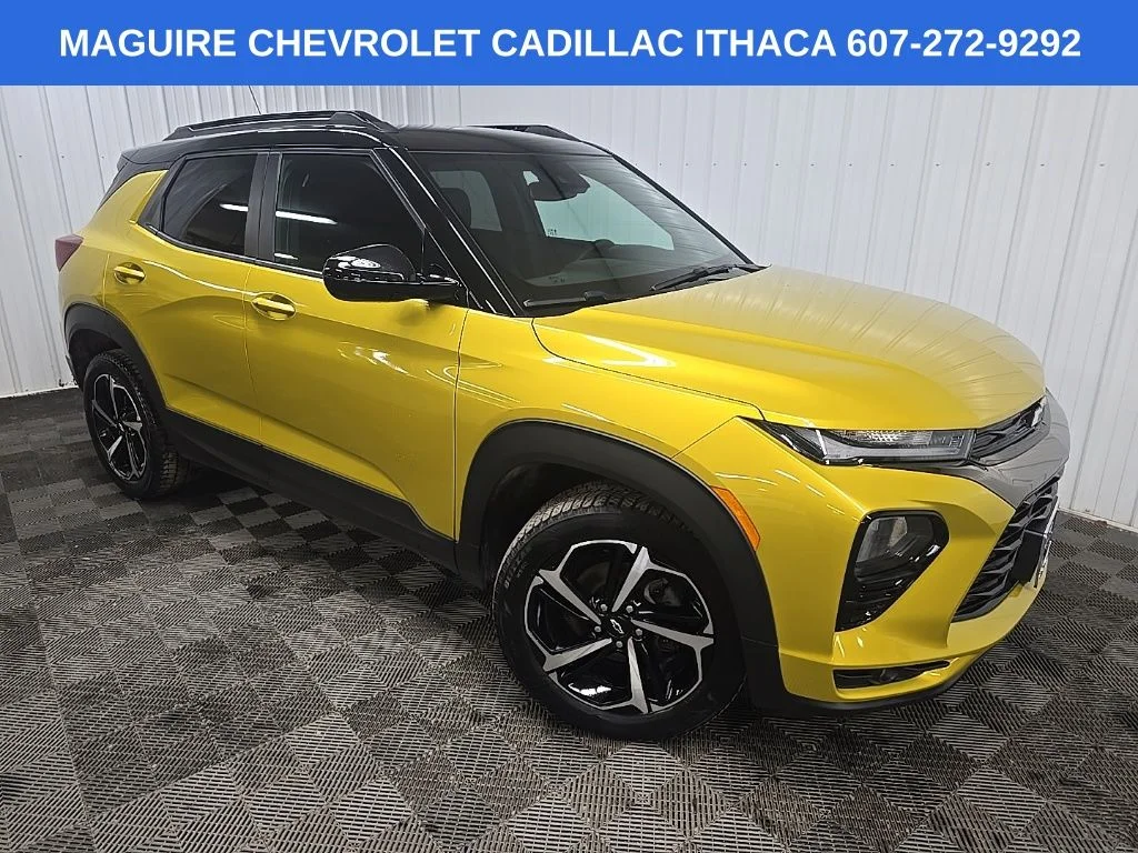 Used 2023 Yellow Chevrolet RS image 9