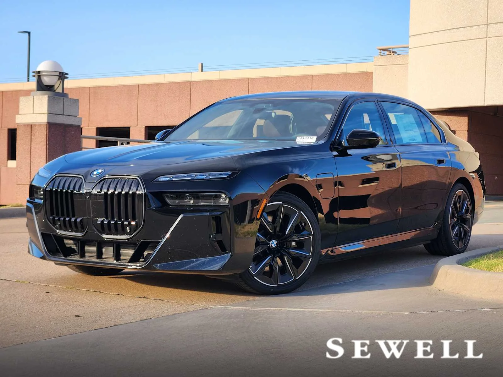 2026 BMW 750e 750e xDrive