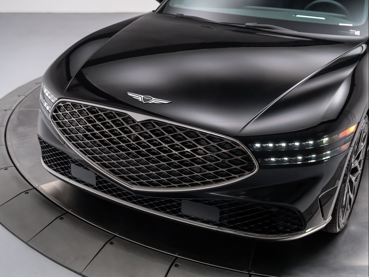 New 2026 Vik Black Genesis 3.5T E-SC MHEV image 9
