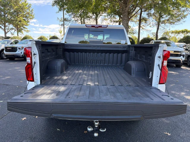 Used 2024 Iridescent Pearl Tricoat Chevrolet High Country image 18