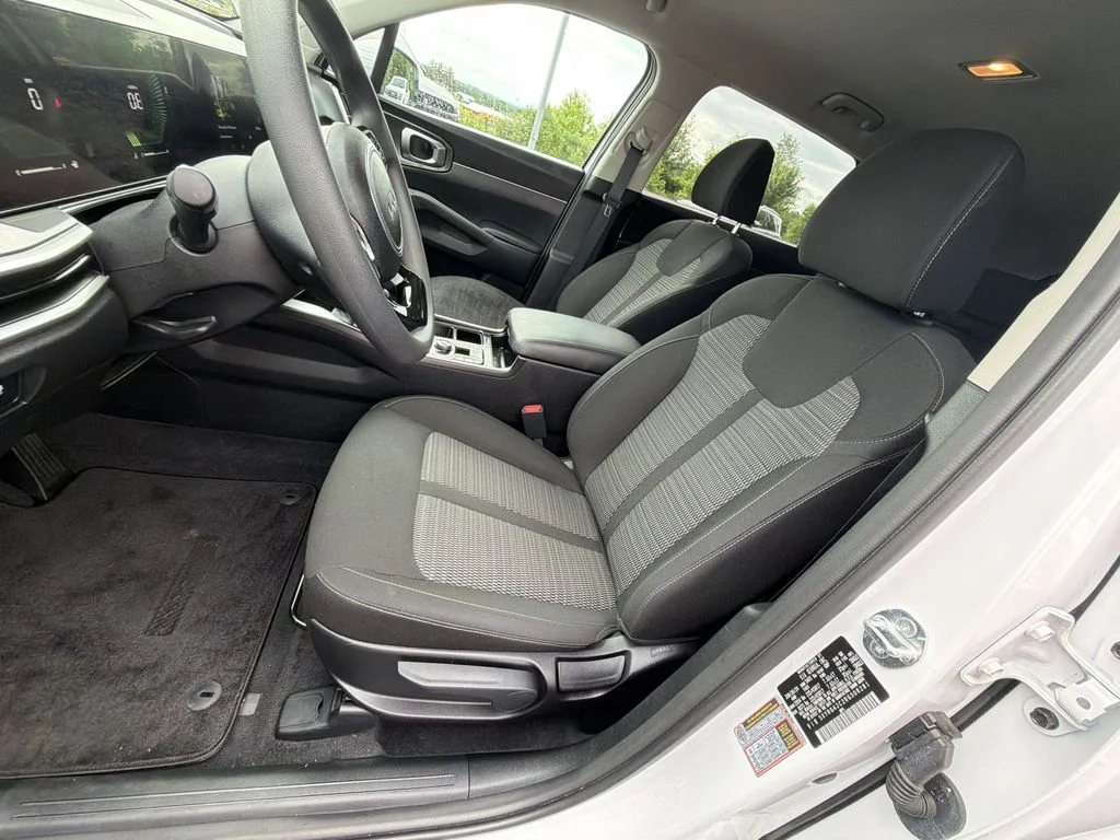 Used 2024 White Kia LX image 15