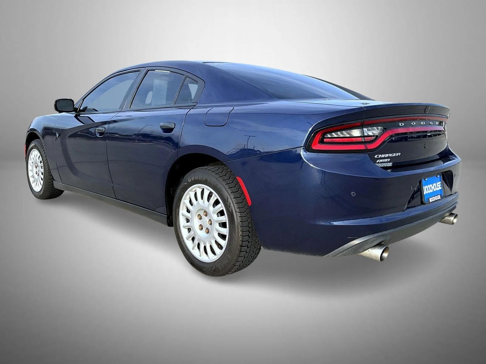 Used 2017 Blue Dodge Police image 7
