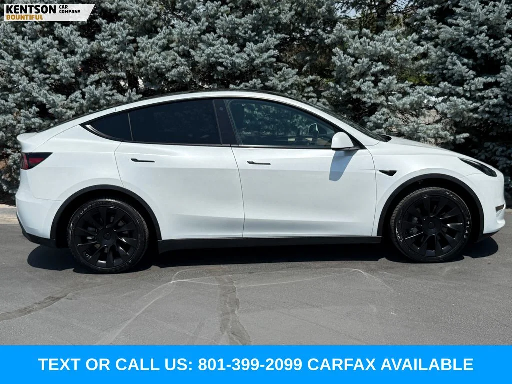 Used 2023 White Tesla Long Range image 10