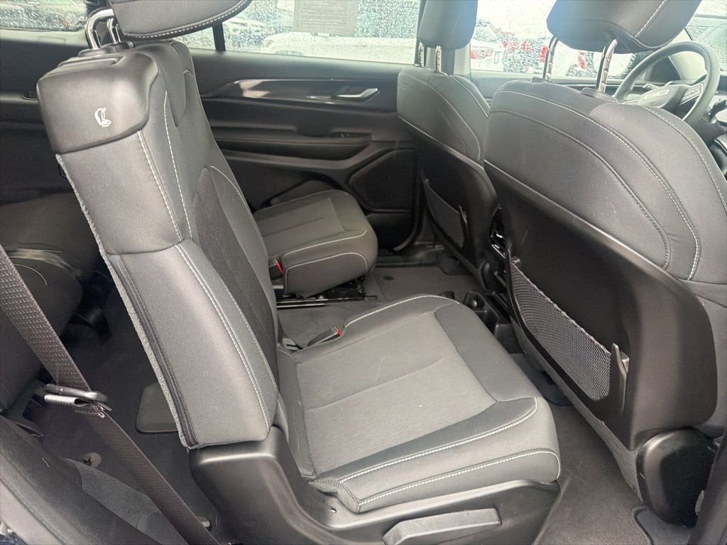 Used 2023 Black Jeep Laredo image 24