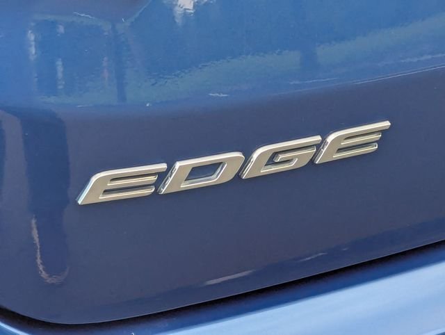 Used 2020 Atlas Blue Metallic Ford SEL image 24