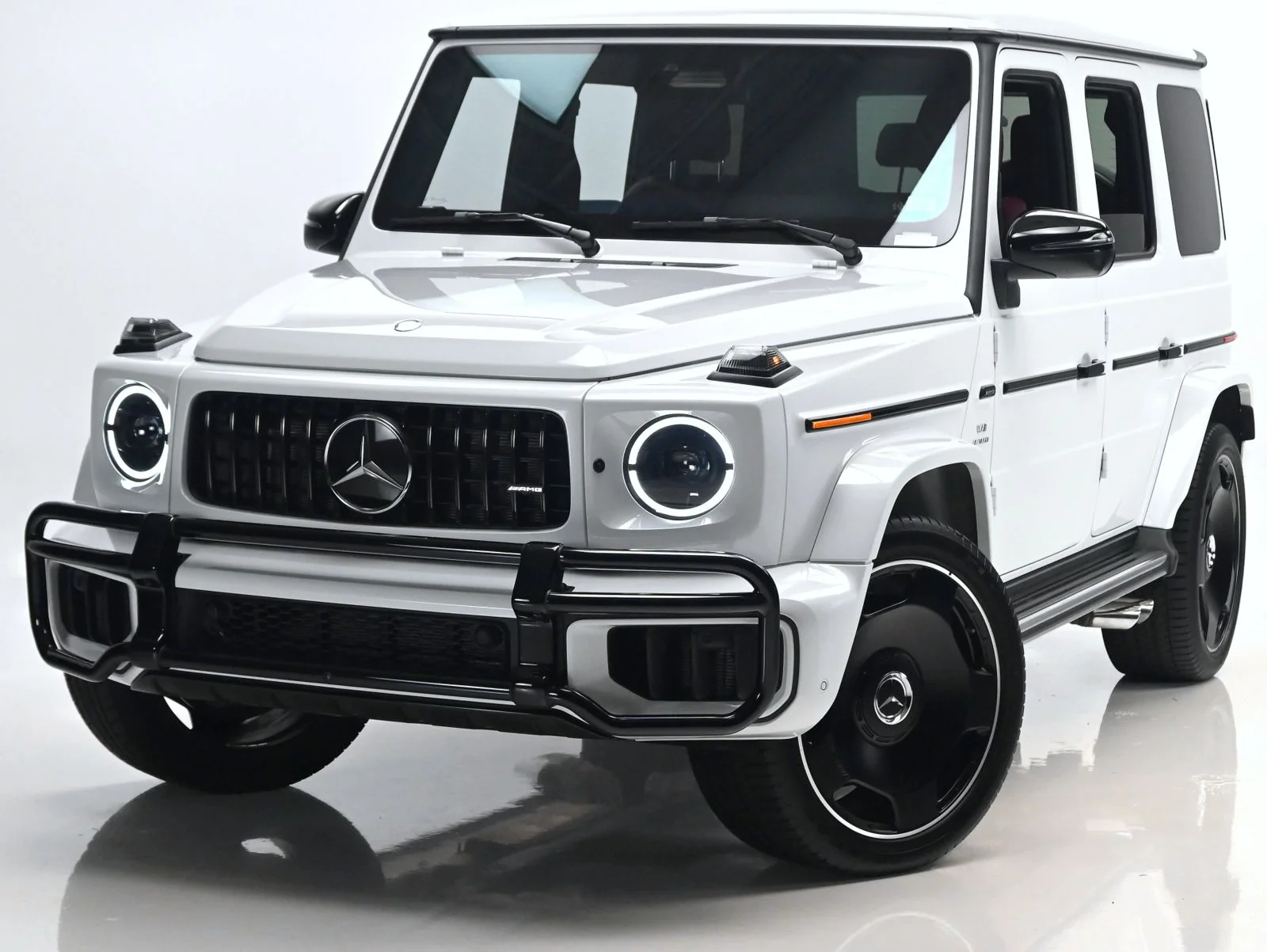 Used 2026 Moonlight White Metallic Mercedes-Benz G 63 AMG® 4MATIC® image 1