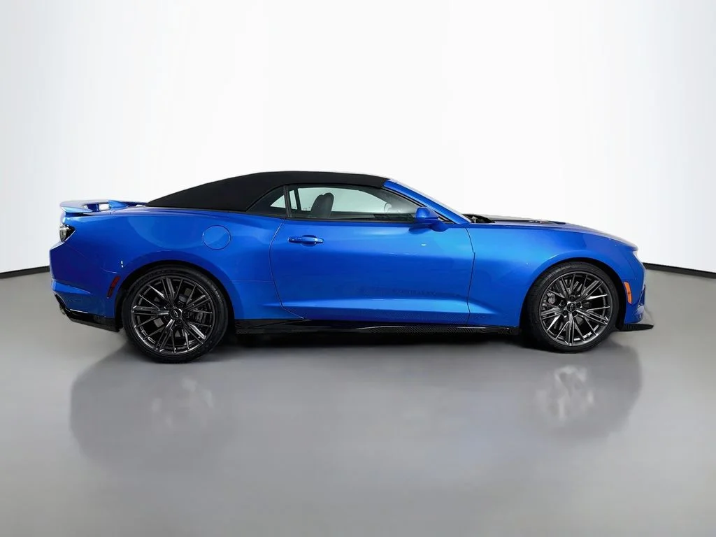 Used 2024 Blue Chevrolet ZL1 image 4