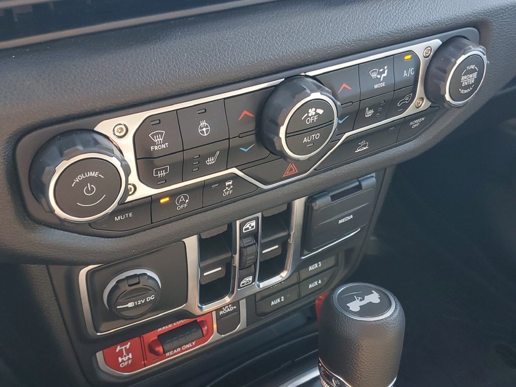 Used 2024 Gray Jeep Willys image 28