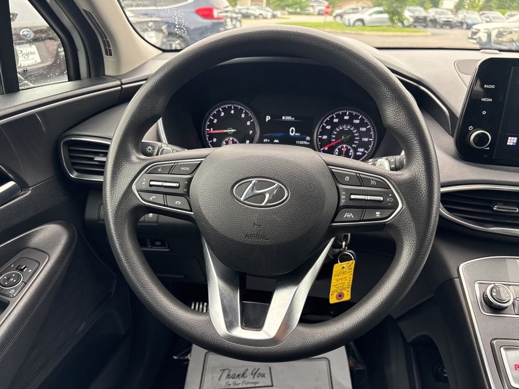 Used 2021 Silver Hyundai SE image 14