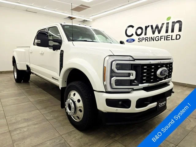 New 2026 Star White Metallic Tri-Coat Ford F-450® Platinum® image 6