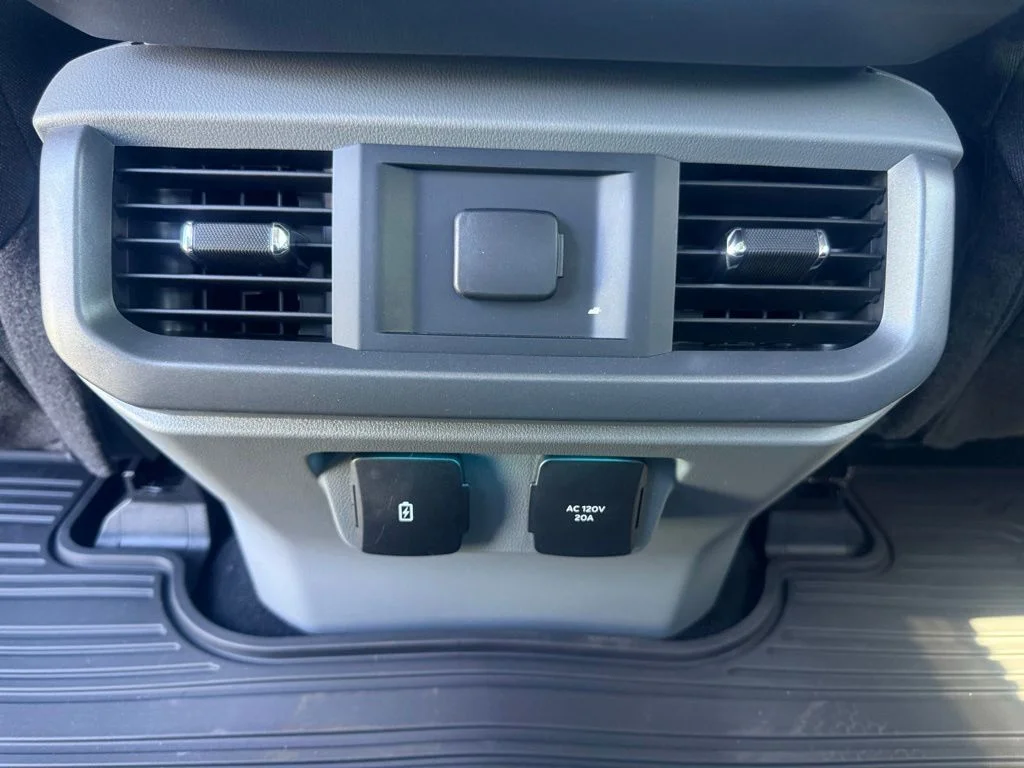 2025 Ford F-150 XLT - Photo 35