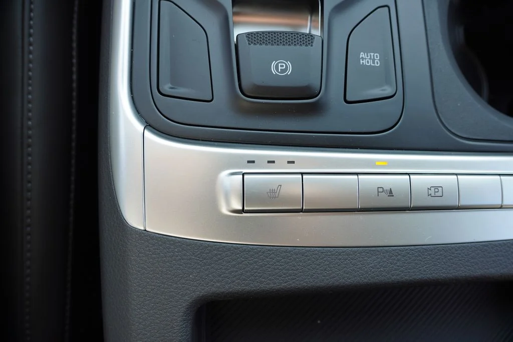 2027 Kia Carnival LXS - Photo 15