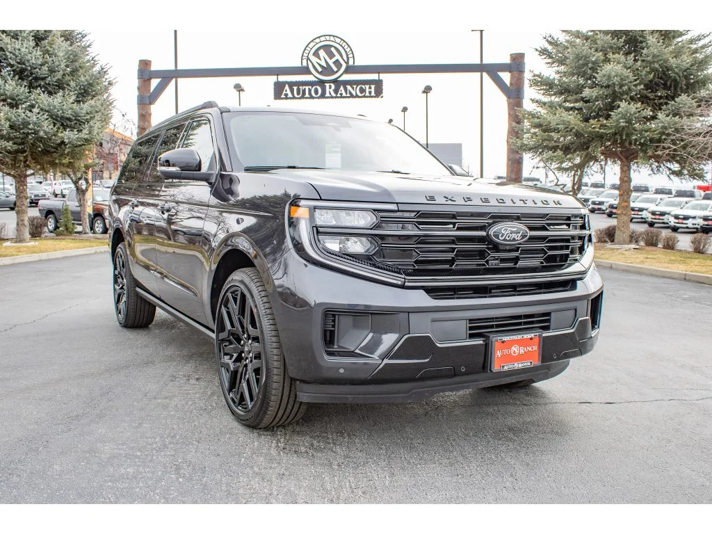 New 2026 DARK MATTER GRAY METALLIC Ford Platinum image 2