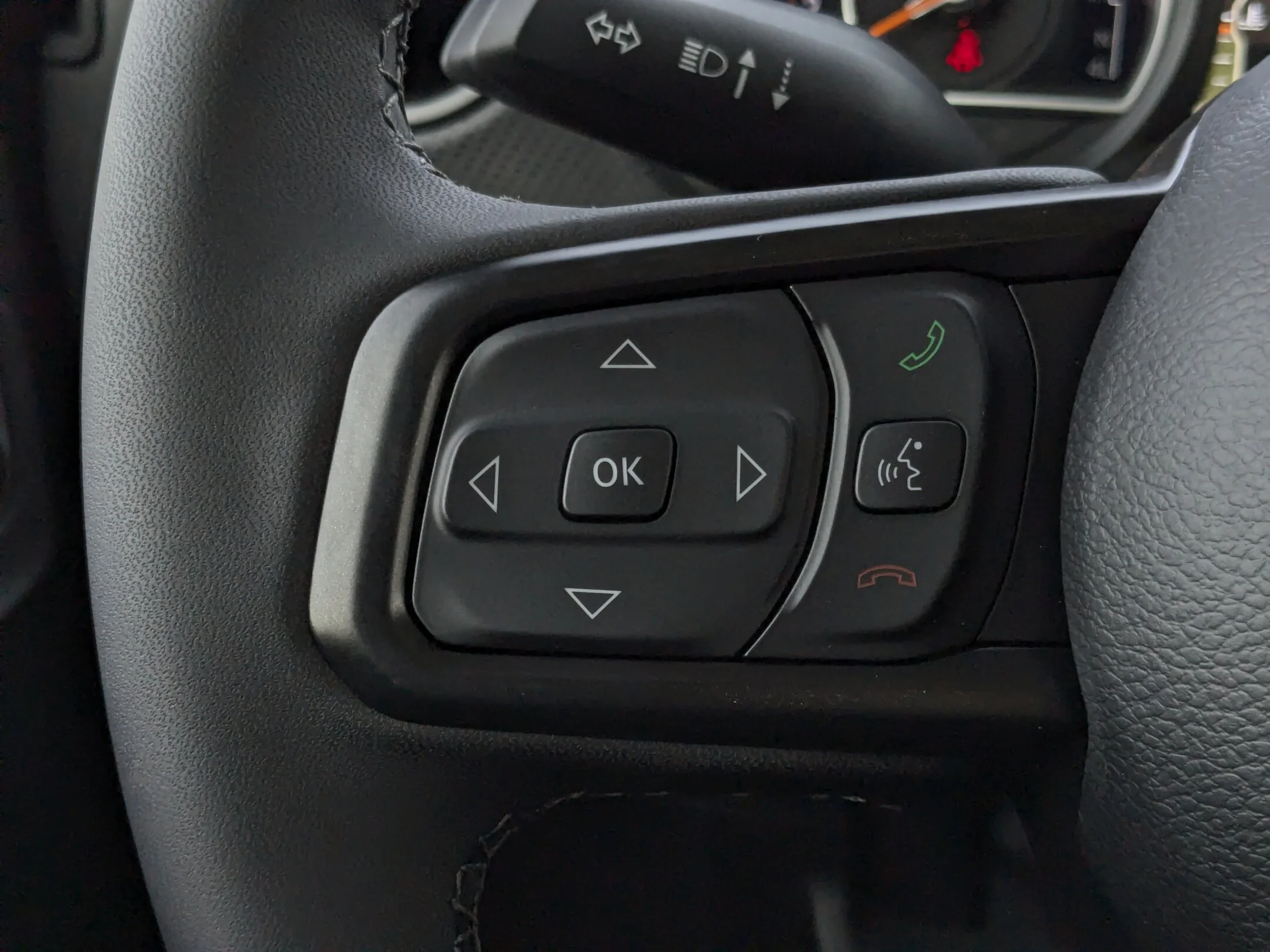 New 2026 Grey Jeep Rubicon - - 4x4 - Nappa Lthr - 3-Pc Hardtop - Safety Grp - 8- Spd Auto - Remote Start & More! image 16
