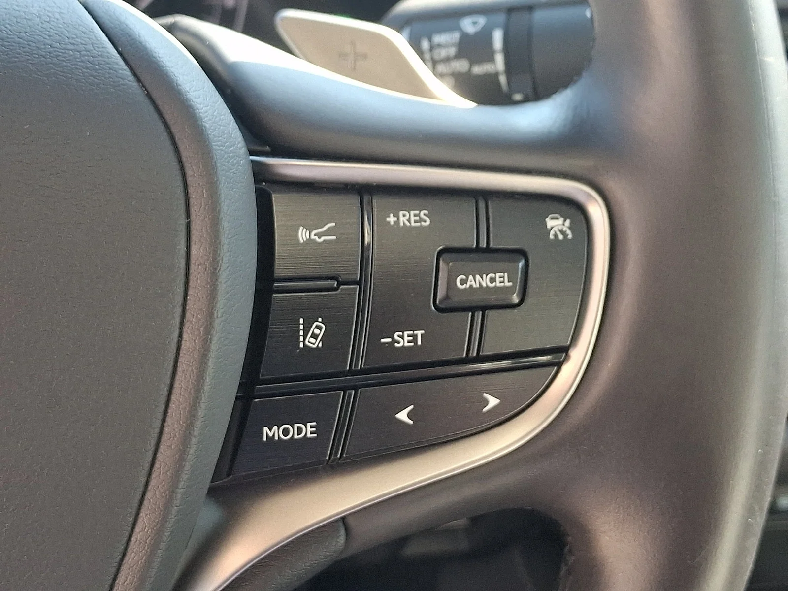 Certified Used 2024 CAVIAR Lexus  image 23
