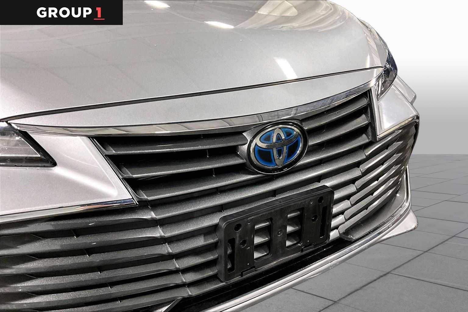 Certified Used 2020 Celestial Silver Metallic Toyota Hybrid XLE image 30