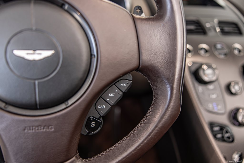 Used 2016 White Aston Martin Volante image 26