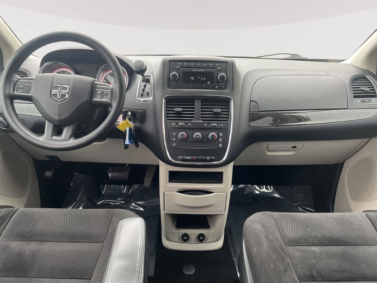Used 2015 Cashmere/Sandstone Pearlcoat Dodge American Value Pkg image 15
