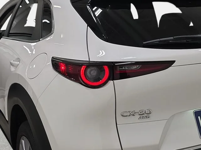 Used 2023 White Mazda 2.5 S Select Package image 33