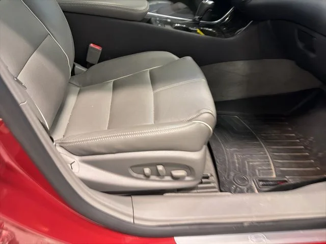 Used 2015 Red Chevrolet LTZ image 15