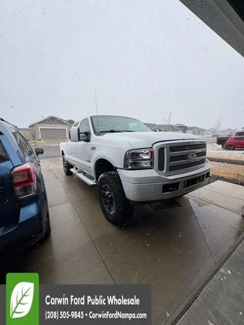 Used 2006 White Ford Lariat image 5