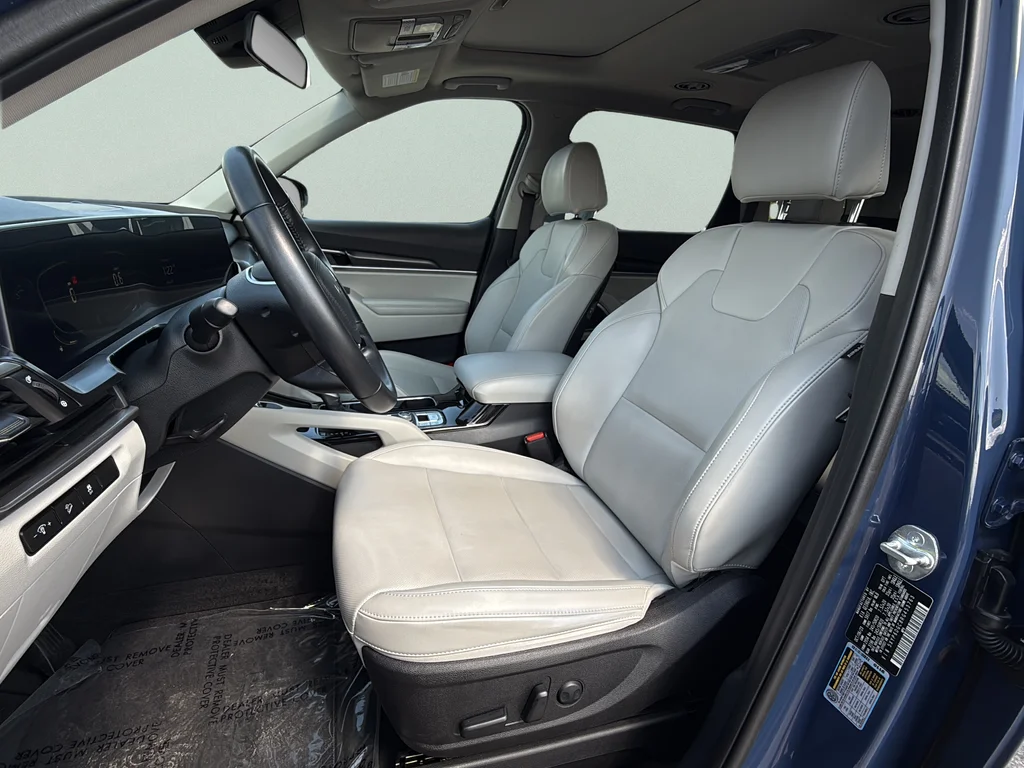 Used 2024 Midnight Lake Blue Kia S image 27