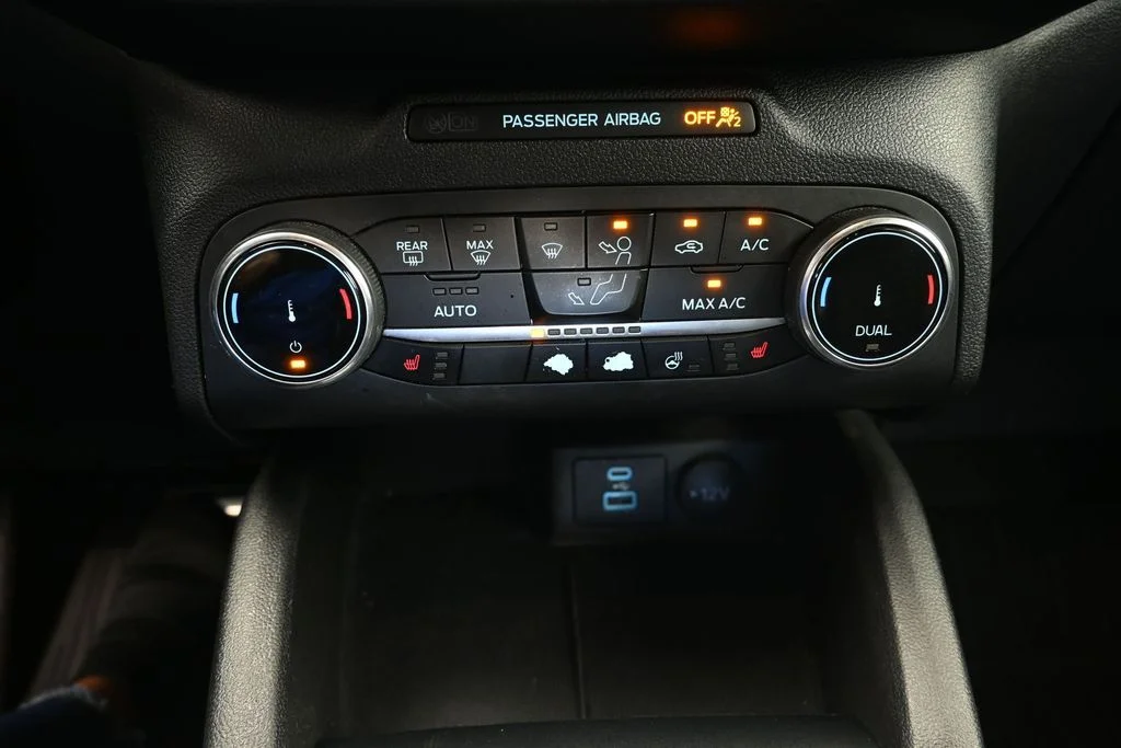 Used 2023 Blue Ford ST-Line Select image 32
