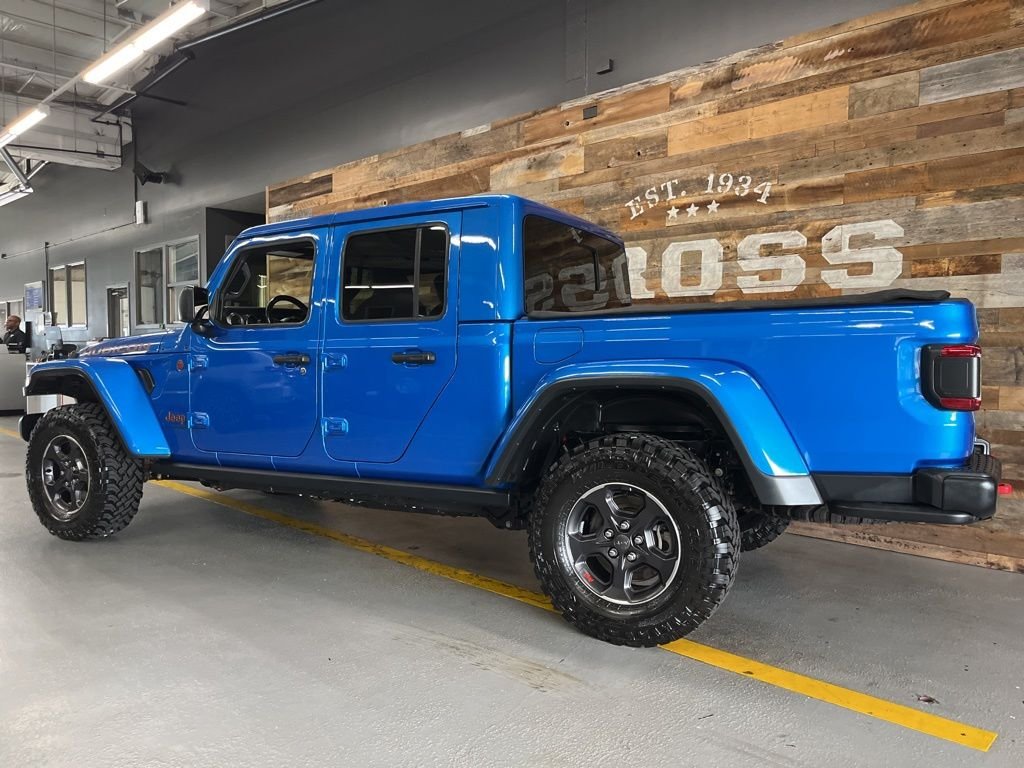Used 2023 Blue Pearl Jeep Rubicon image 18