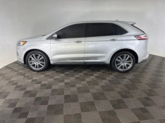 Used 2019 Silver Ford Titanium image 10