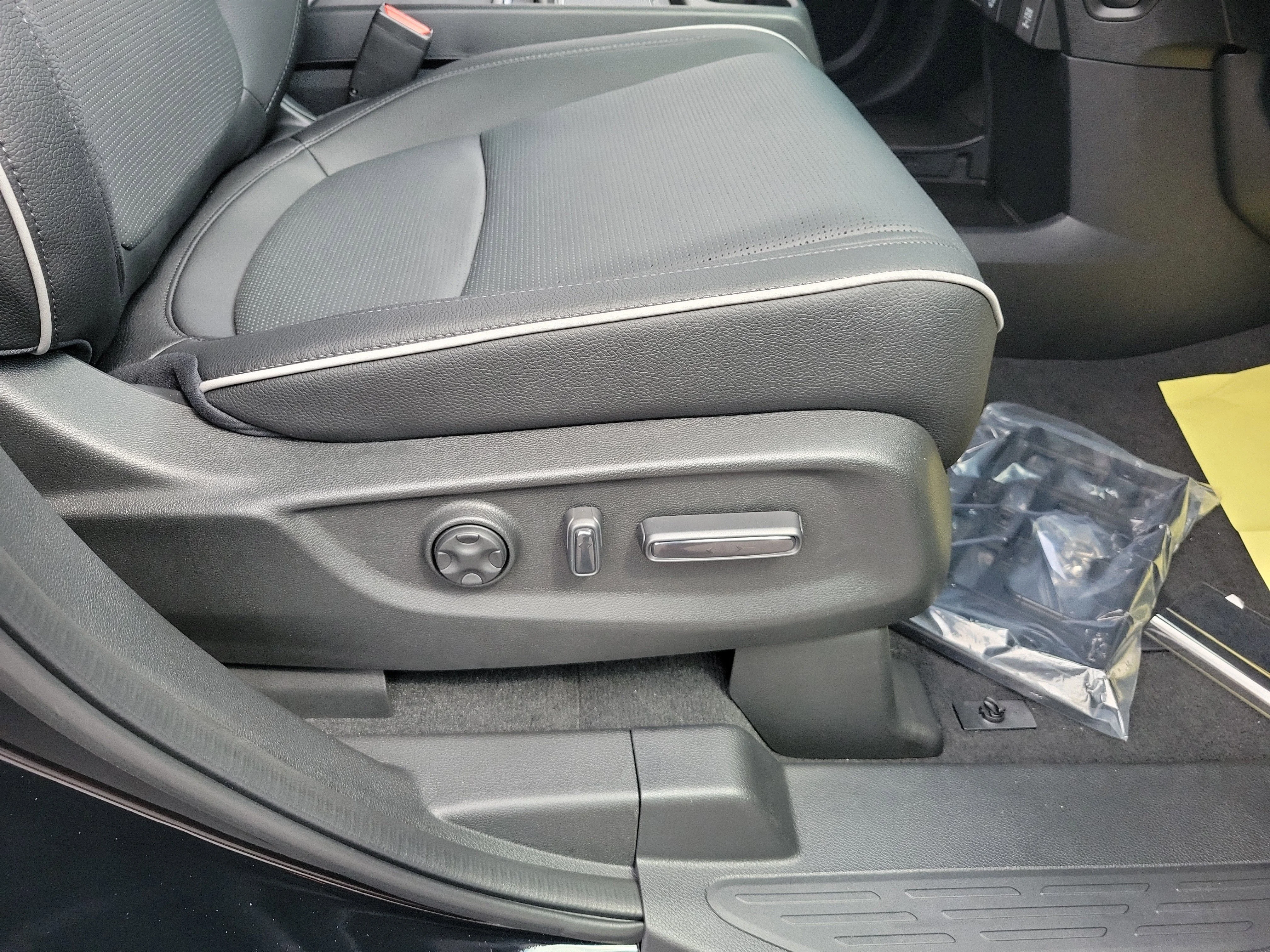 2026 Honda Odyssey Elite - Photo 7