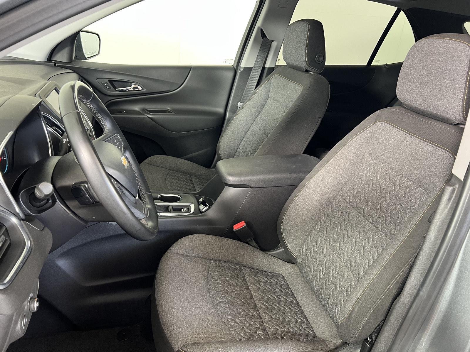Used 2024 Gy Chevrolet  image 4
