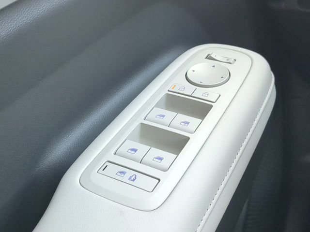 2025 Hyundai Santa Fe SEL - Photo 47