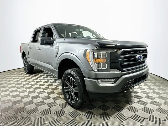 Pre-Owned 2022 Ford F-150 XLT