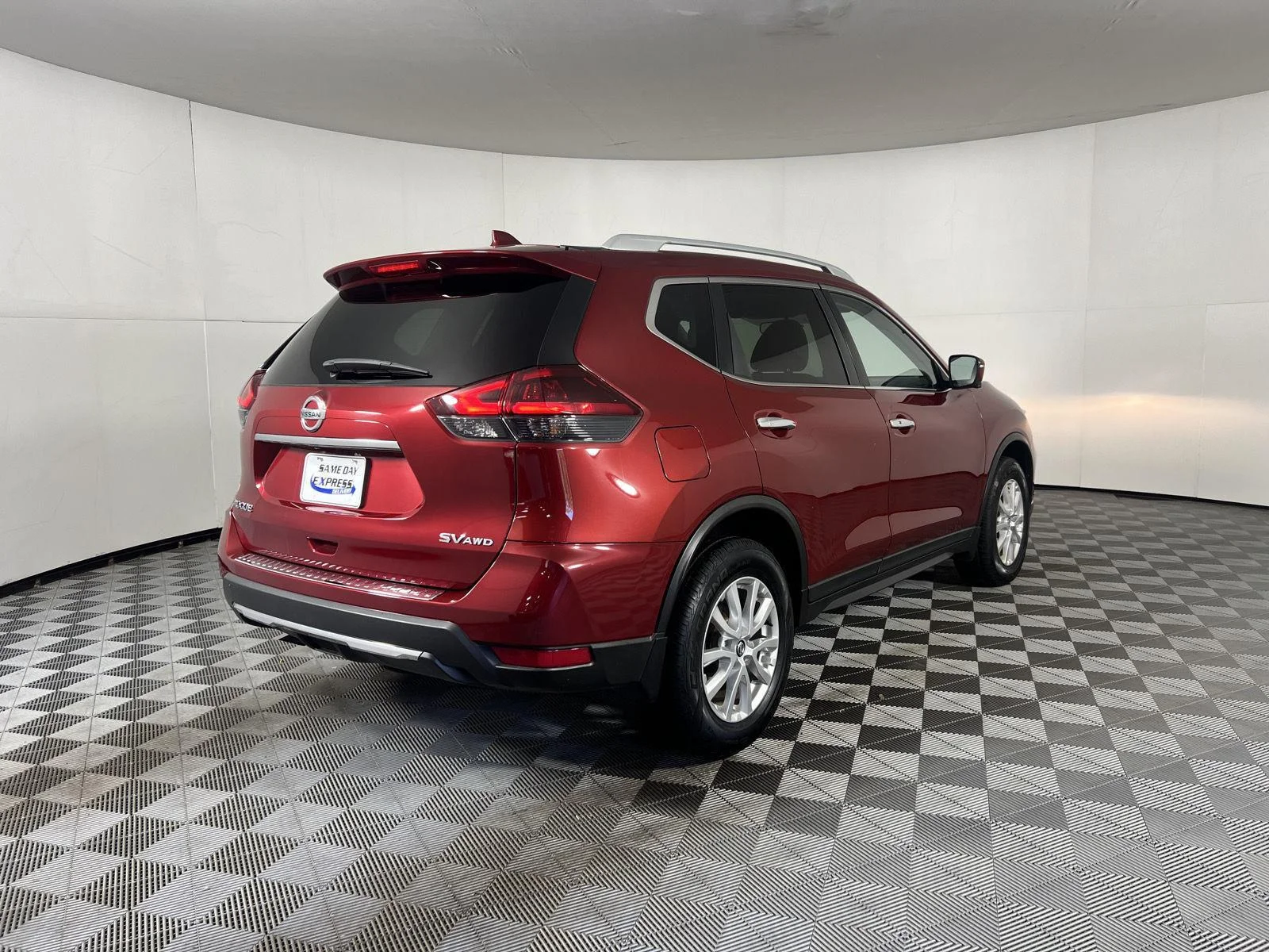 Used 2018 Scarlet Ember Nissan SV image 20