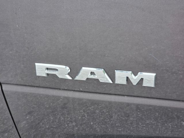 New 2026 Granite Crystal Metallic Clear-Coat Exterior Paint RAM Laramie image 30