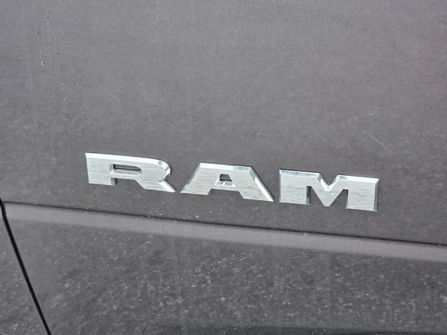 New 2026 Granite Crystal Metallic Clear-Coat Exterior Paint RAM Laramie image 30