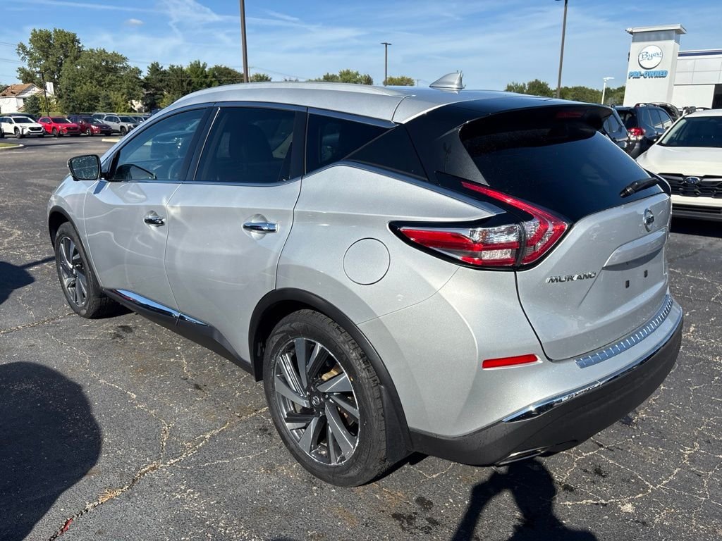 Used 2018 Silver Nissan Platinum image 5