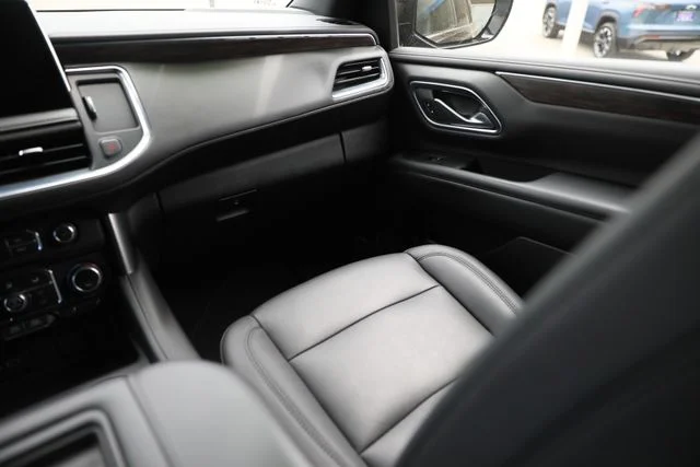 Used 2022 Black Chevrolet LT image 25