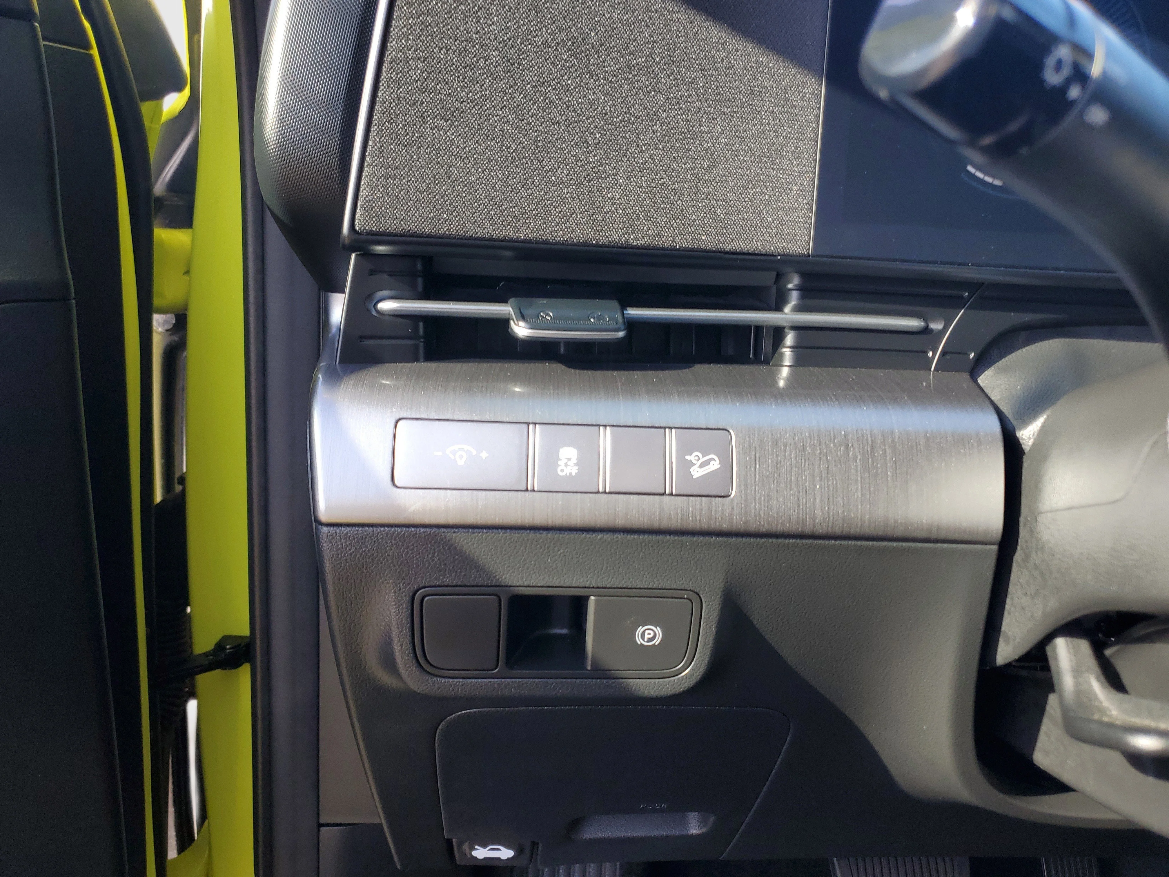 Used 2024 Yellow Hyundai SEL image 26