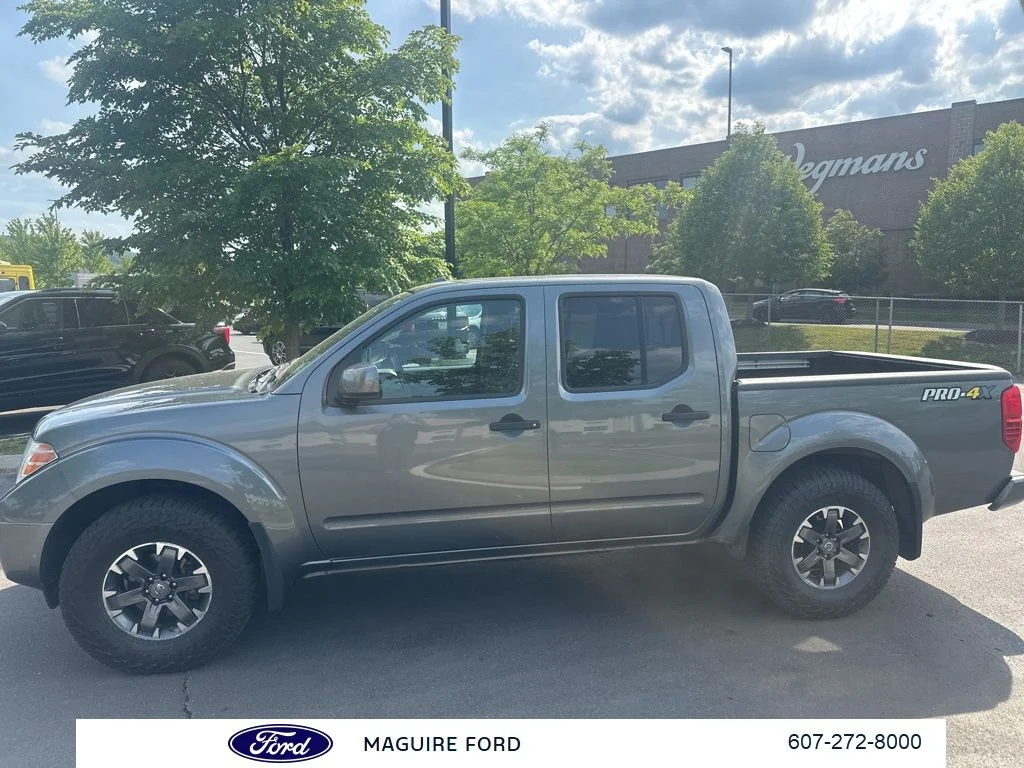 Used 2018 Gray Nissan PRO-4X image 9