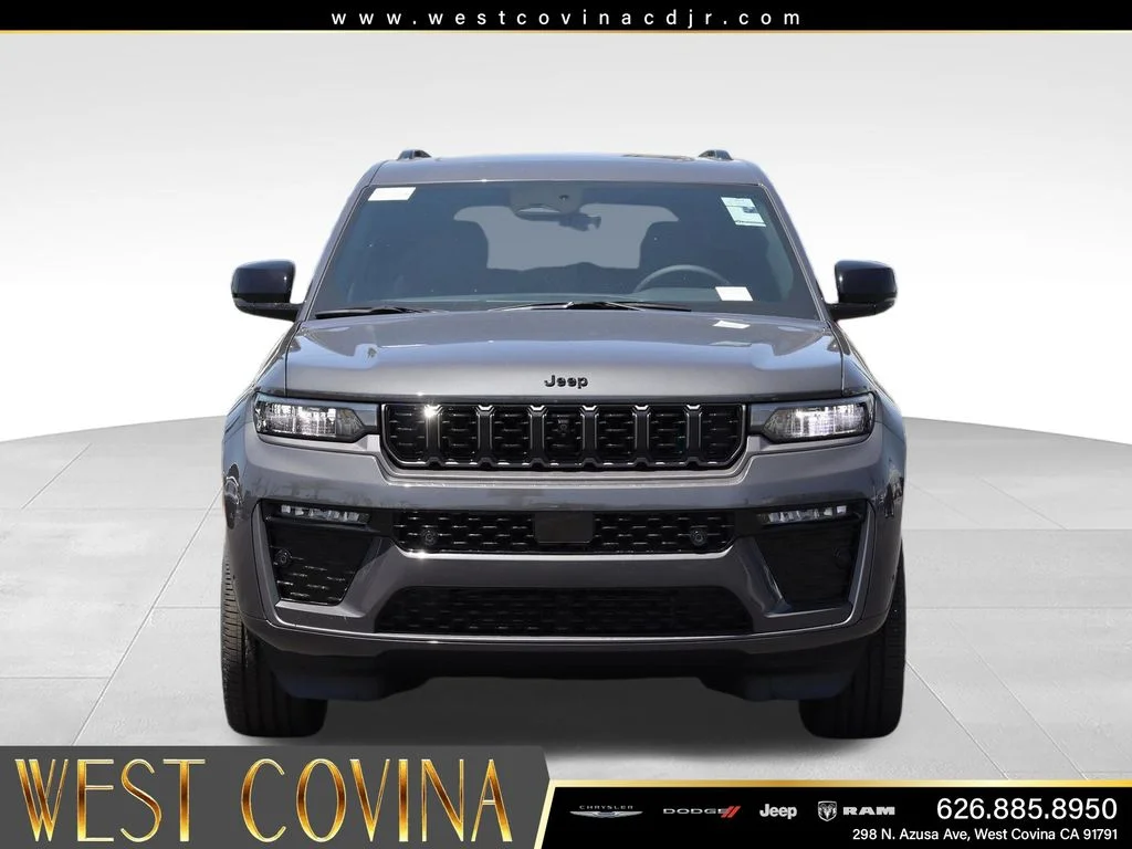 New 2026 Baltic Gray Metallic Clear-Coat Exterior Paint Jeep Limited Reserve image 2